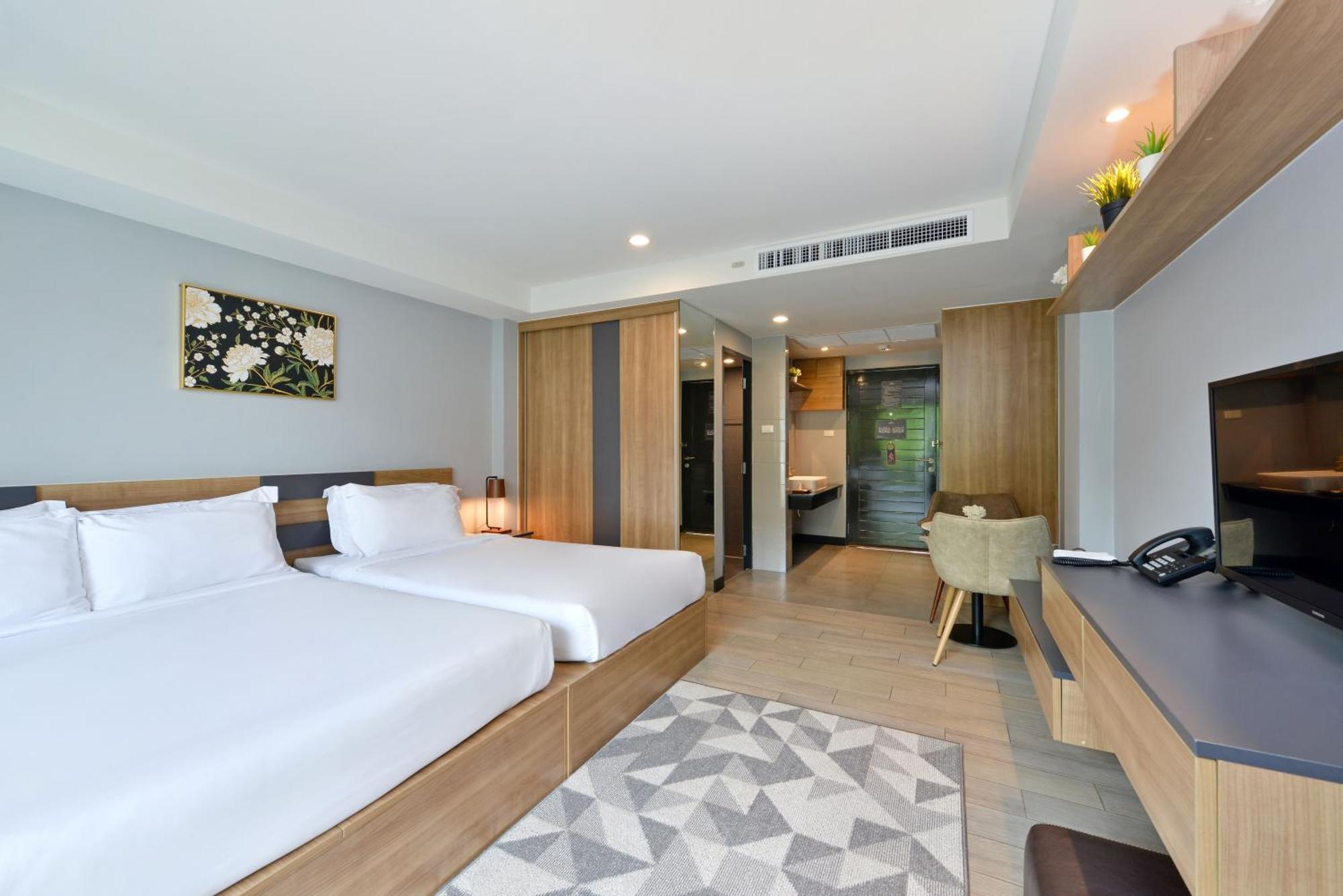 Raweewan Residence Hotel Bangkok Exterior foto